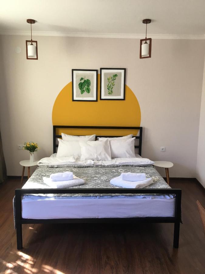 Big Three Apartments In Avlabari, Old ティビリシ エクステリア 写真